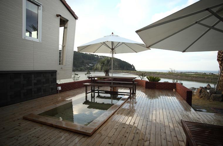 Jeju Lake Pension Ngoại thất bức ảnh
