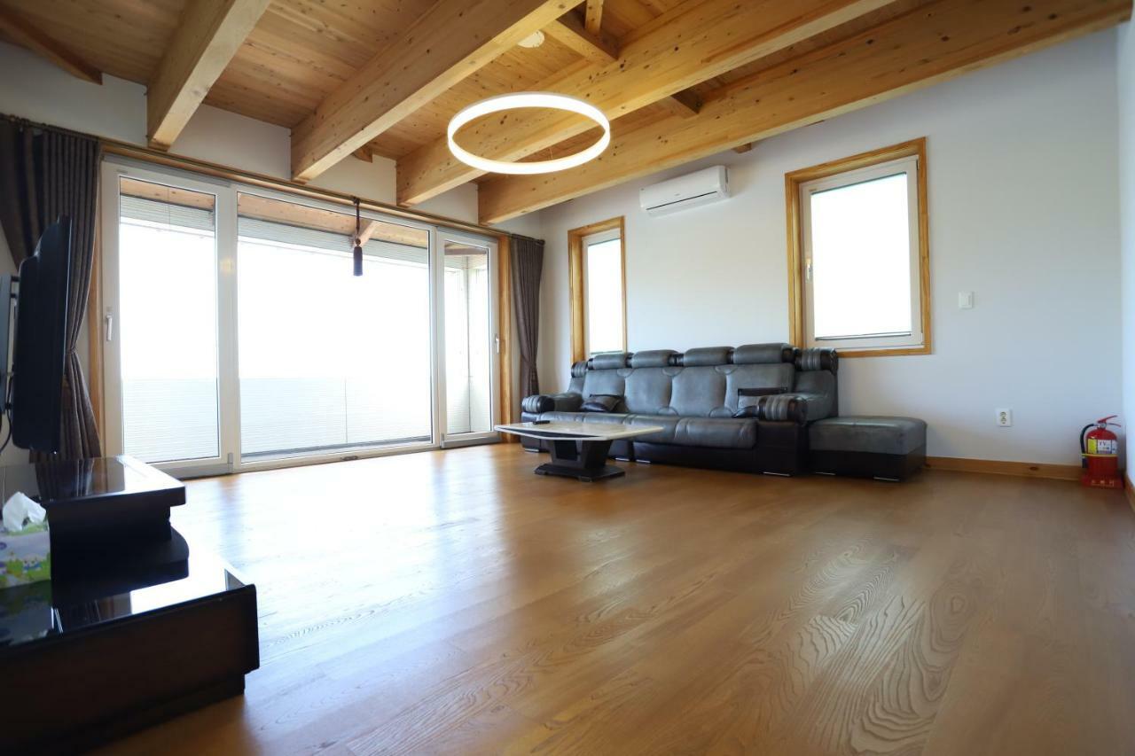 Jeju Lake Pension Ngoại thất bức ảnh