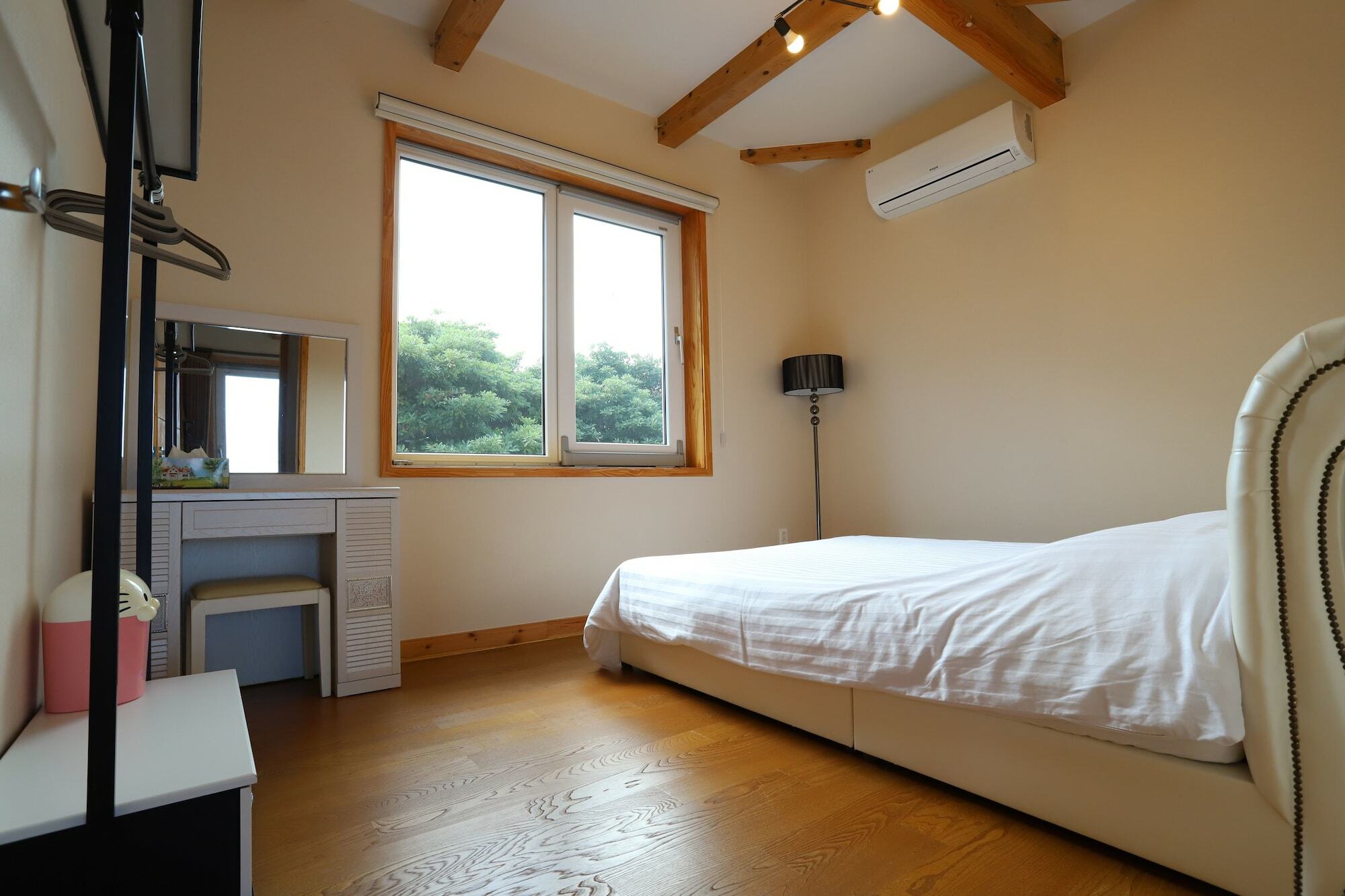 Jeju Lake Pension Ngoại thất bức ảnh